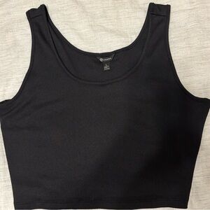 Versona Size Large Black ribbed crop top